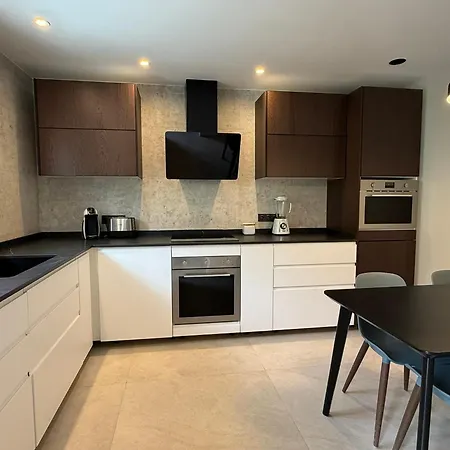 Apartment Townhouse With Garden