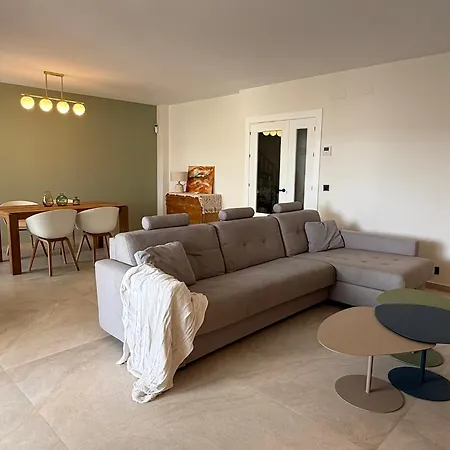 Apartment Townhouse With Garden