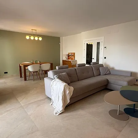 Townhouse With Garden Апартаменты Эстепона