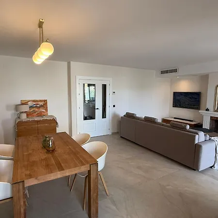 Apartment Townhouse With Garden