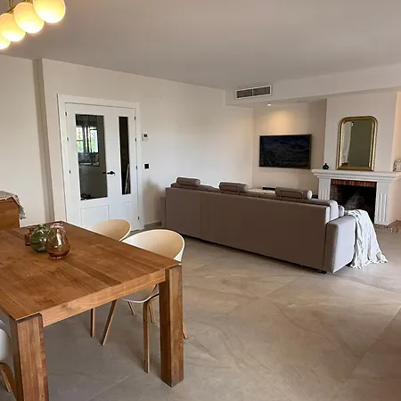 Apartment Townhouse With Garden